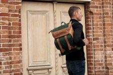 Кожаный мужской рюкзак для ноутбука