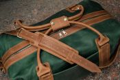 Дорожная кожаная сумка DS из телячьей зеленой кожи Дорожная кожаная сумка DS из телячьей зеленой кожи