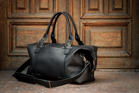 Шкіряна дорожня сумка Cambridge чорного кольору Шкіряна дорожня сумка Cambridge чорного кольору