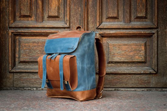 Мужской кожаный спортивный рюкзак Мужской кожаный спортивный рюкзак