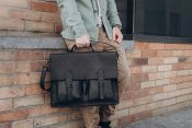 Business briefcase Bronx made of genuine leather for men Business briefcase Bronx made of genuine leather for men