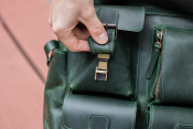 Вместительный рюкзак Джейкоб из натуральной зеленой кожи